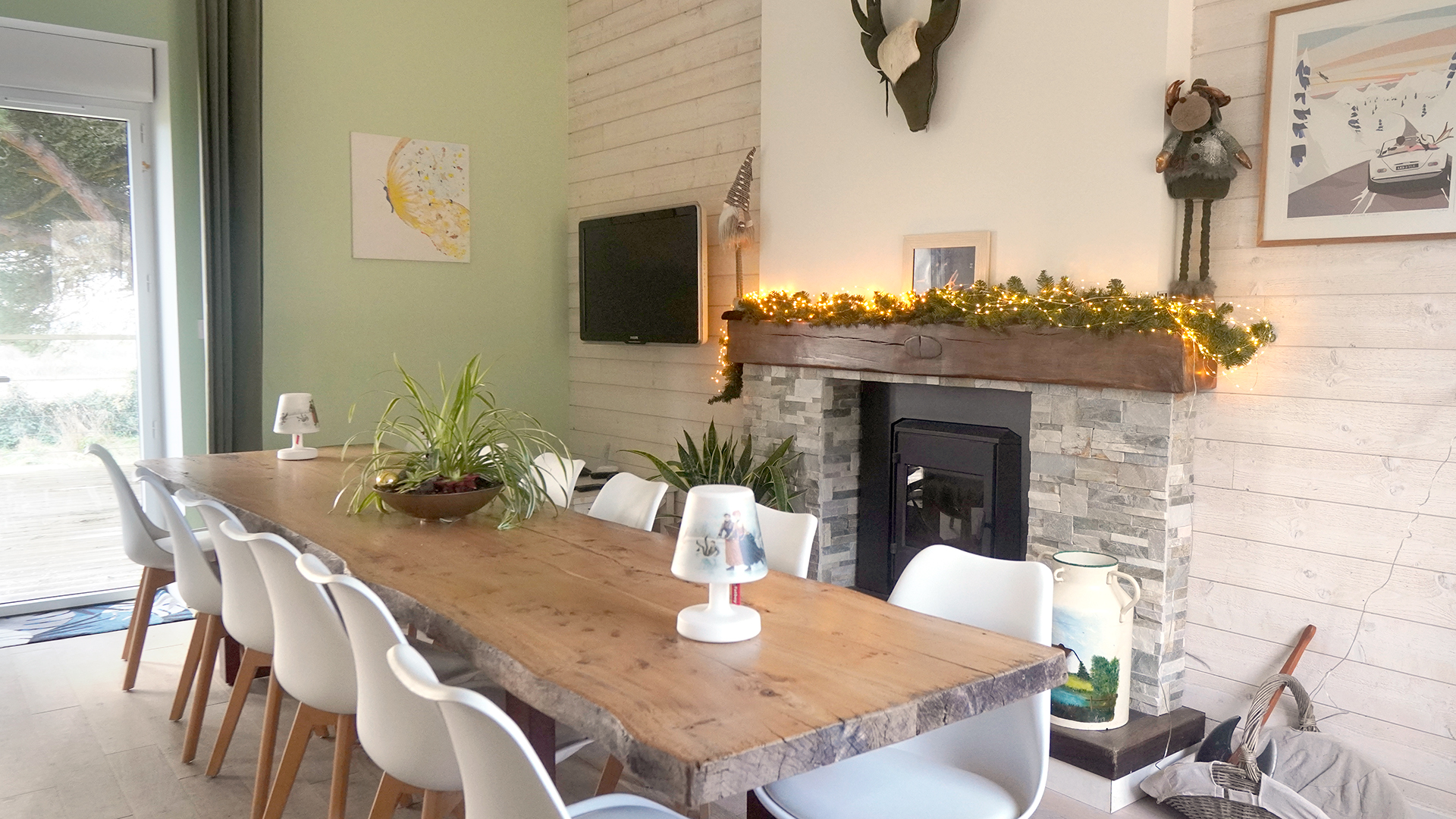 Vus sur la cheminée de la salle de coworking